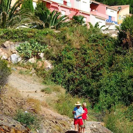 Holiday park Lagrange Grand Bleu - Le Village Des Aloes Cerbere