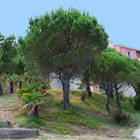 Lagrange Grand Bleu - Le Village Des Aloes Holiday park Cerbere